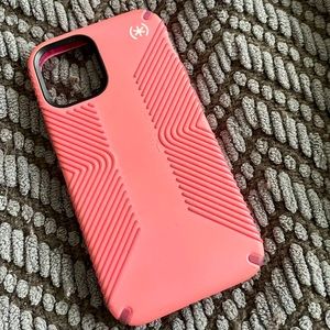 iPhone 12 mini Speck case